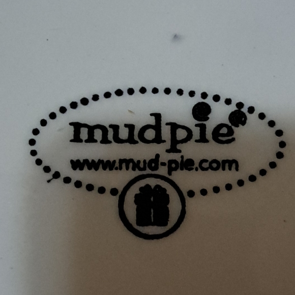 Mud Pie Santa in Sled Scalloped Decorative Plate - Picture 4 of 4